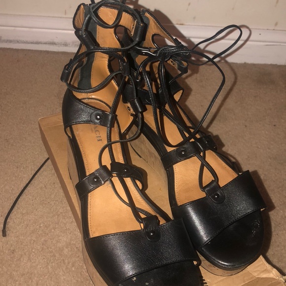 Coach lace up wedged sandals - Picture 5 of 8